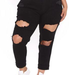 NWT Cara Distressed Boyfriend Jeans - Black 3XL